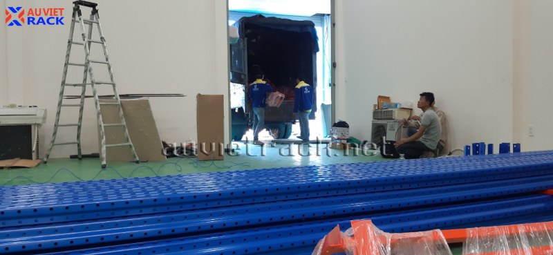 dự án kệ kho dược drive in